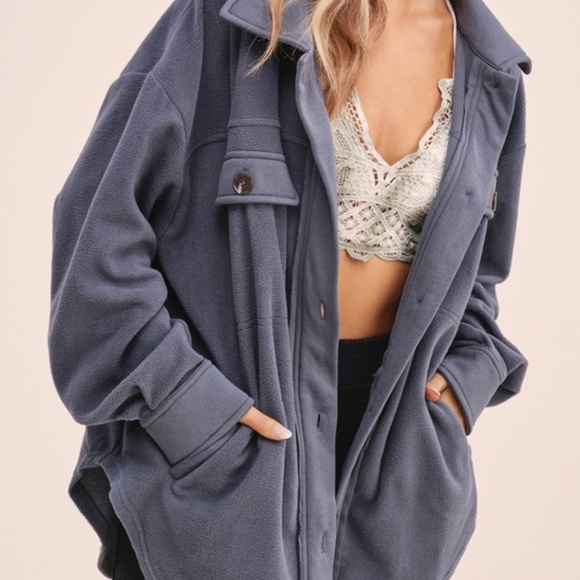 Jackets & Blazers - Last 1! NWT Oversized Fleece Shacket